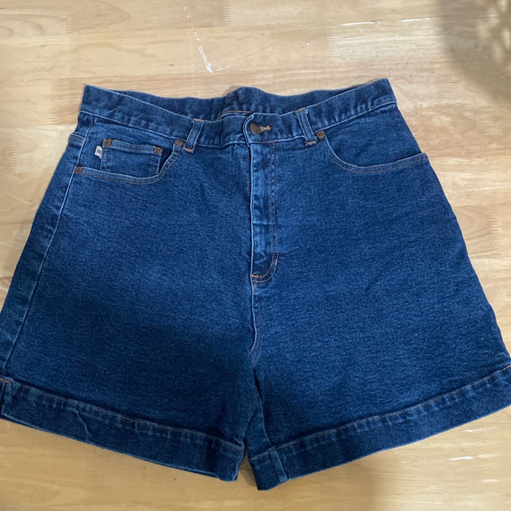 High Sierra Shorts/Size: 14